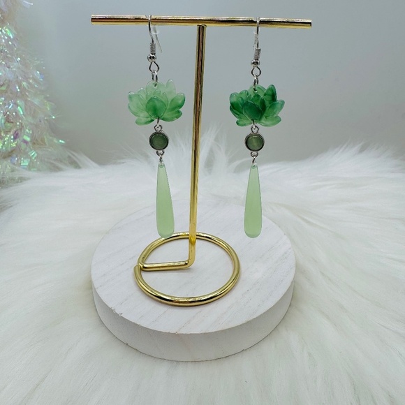 Green Lotus Statement Earrings - Picture 1 of 4
